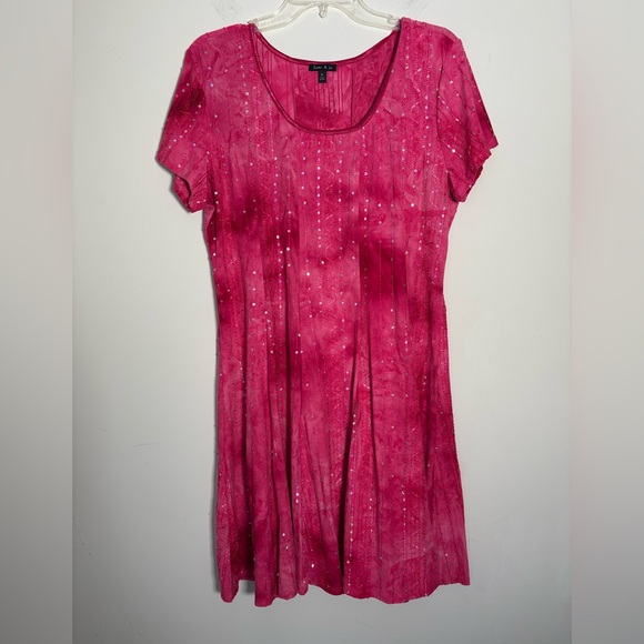 Sami & Jo Dresses & Skirts - Sami & Jo Vibrant Pink Top